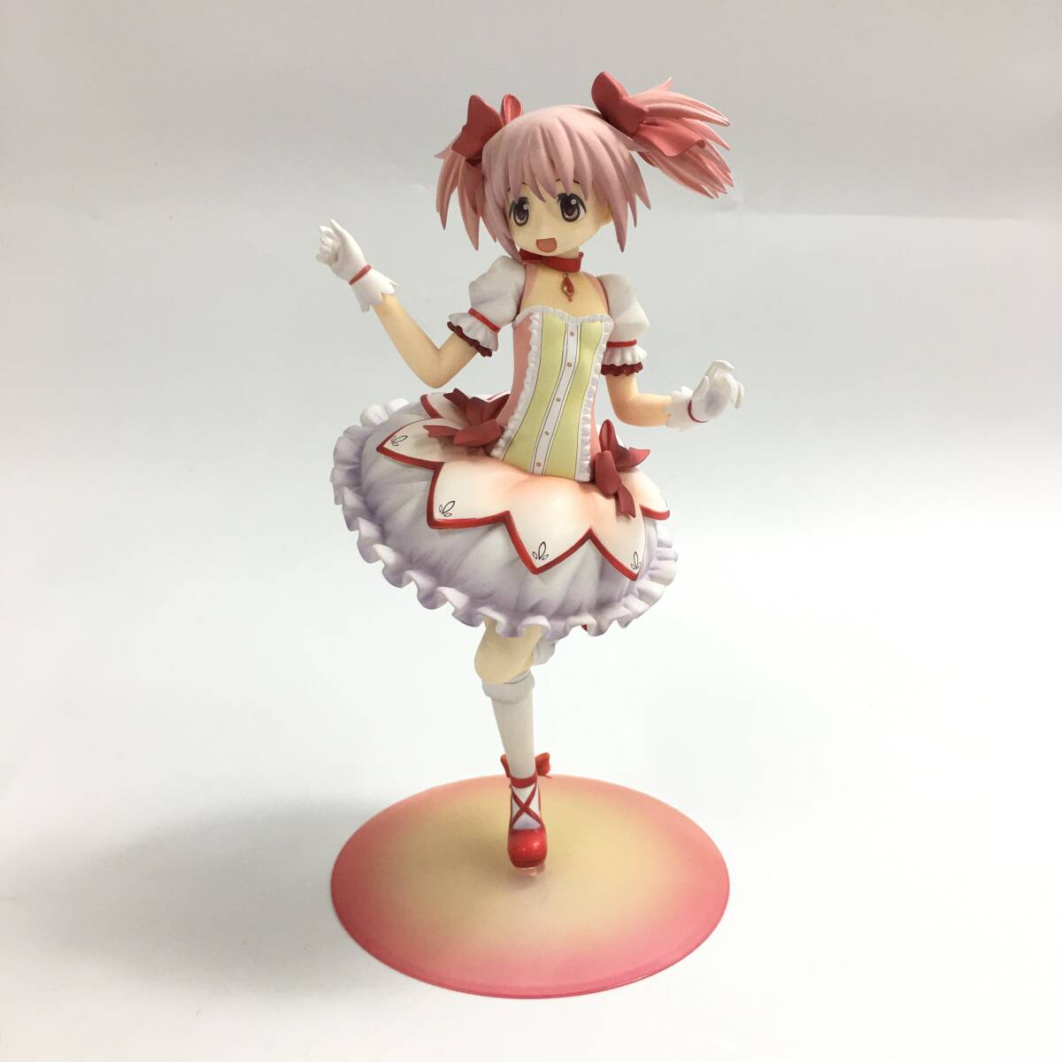 *E04634/gdo Smile Company / фигурка / Mahou Shoujo Madoka Magica / олень глаз .../1/8 шкала 