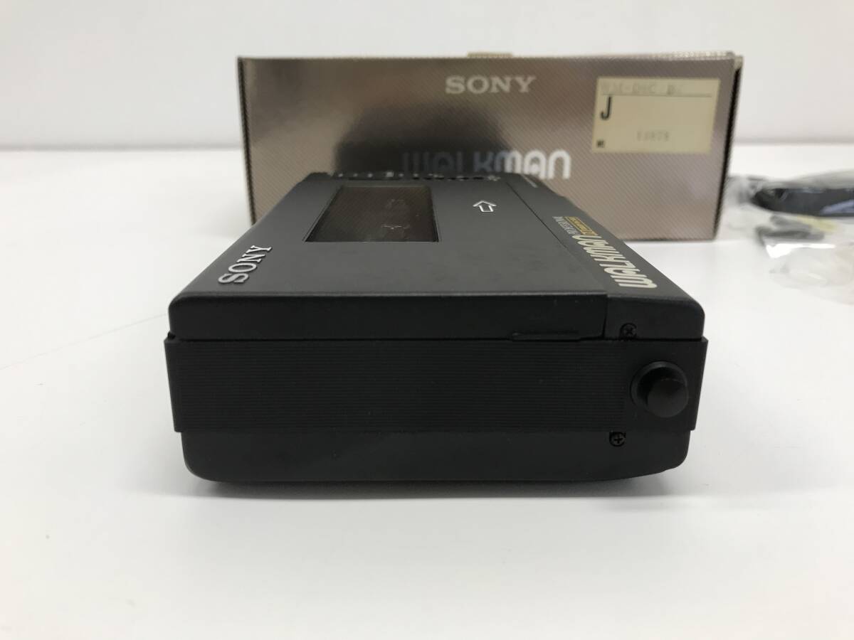 【通電確認済み】希少 SONY ソニー WALKMAN PROFESSIONAL WM-D6C ウォークマン プロフェッショナル ステレオカセットコーダー 現状品 箱付の画像6