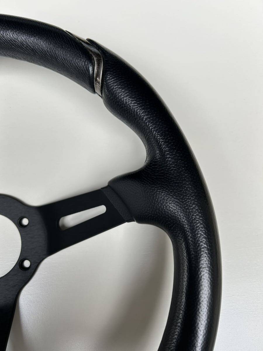 MOMO "Momo" steering wheel Gotham 35π beautiful goods 