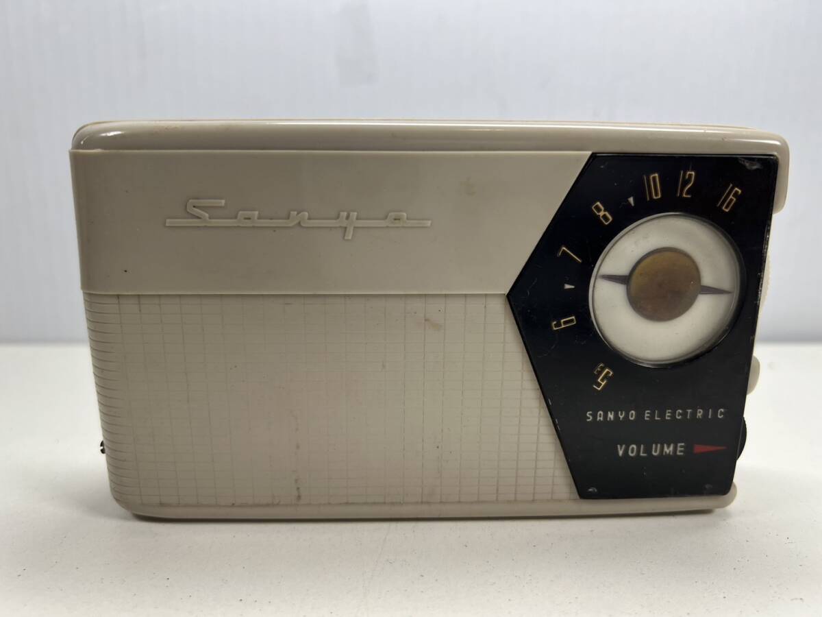 SANYO PM-20 3 Tube POCKET RADIO サンヨー ポータブル 真空管 ラジオ 三洋電機 ジャンクの画像1