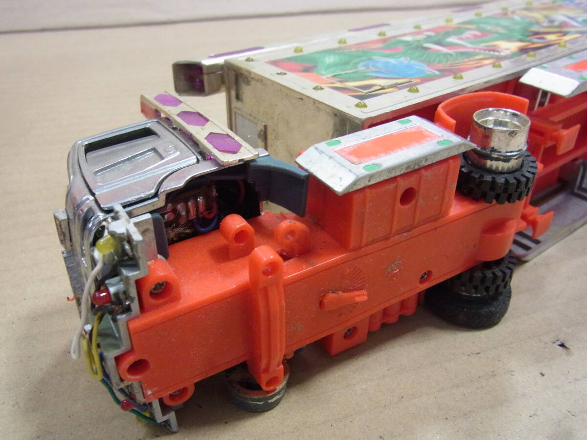 車 おもちゃ まとめて 8点 はたらく車 トラック デコトラ クレーン車 アスタコ スチュードベーカー ジャガーなど 玩具の画像7