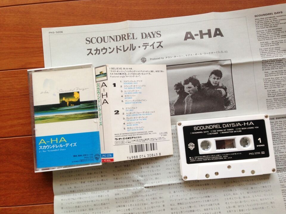 1986年A-haスカウンドレル デイズScoundrel Days Japan Vintage Cassette 80's MTV Synth Pop new wave electro disco antique collectibleの画像1