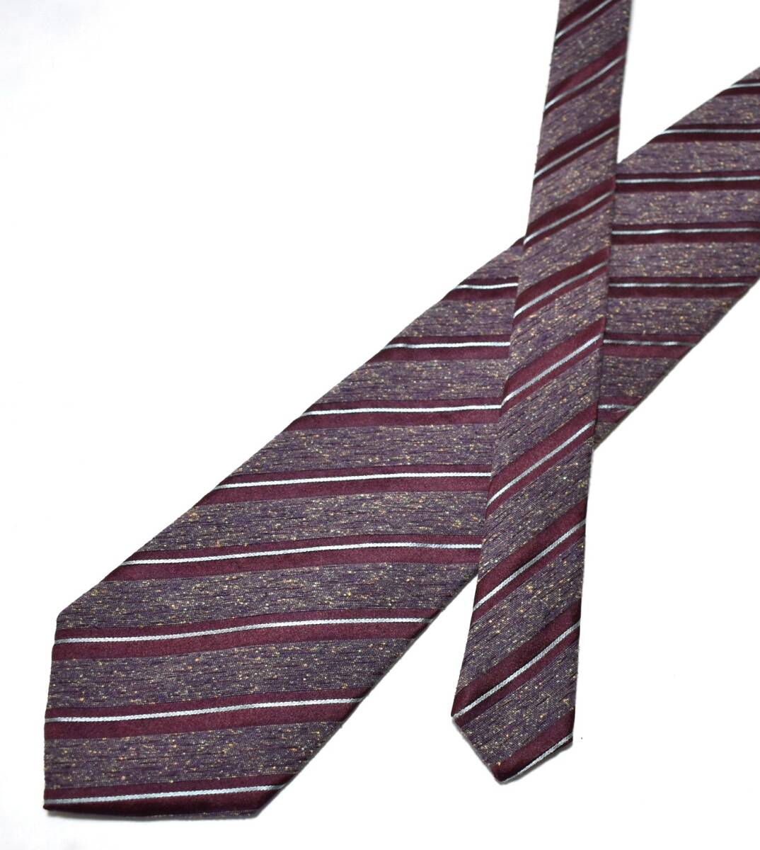 A788* Hugo Boss necktie stripe pattern *