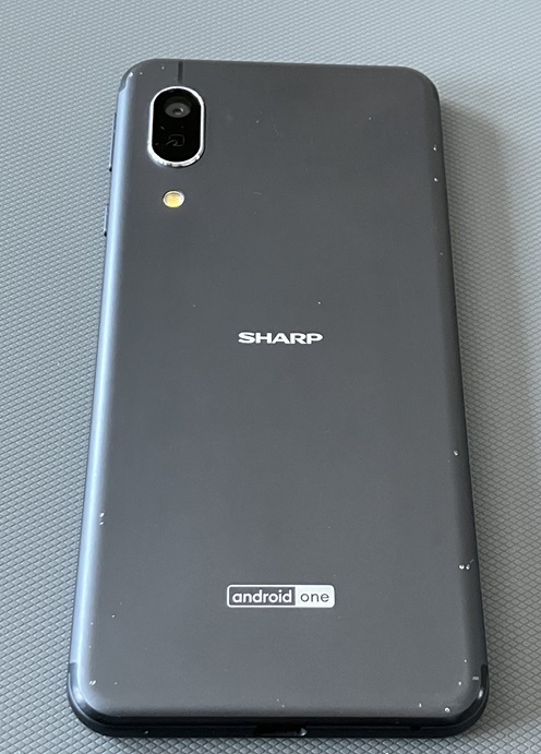★美品★Android One S7 スマートフォン S7-SH ブラック SIMロック解除の画像2