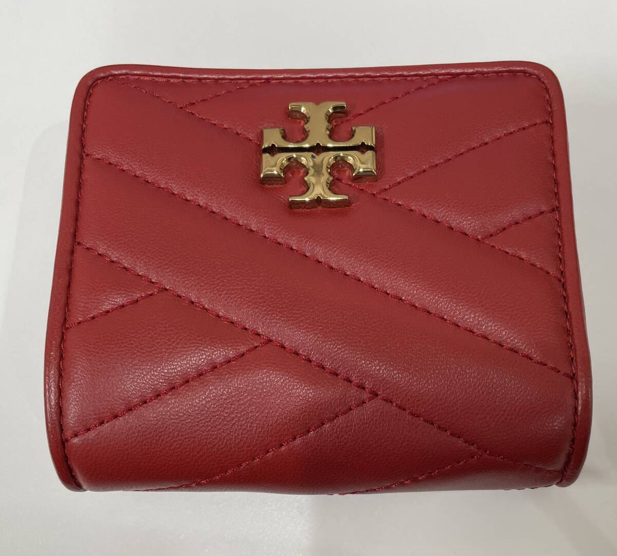 TORY BURCH トリーバーチ 二つ折 コンパクト 財布 56820 赤 レッド ウォレット ファスナー 注目 ９９円スタート