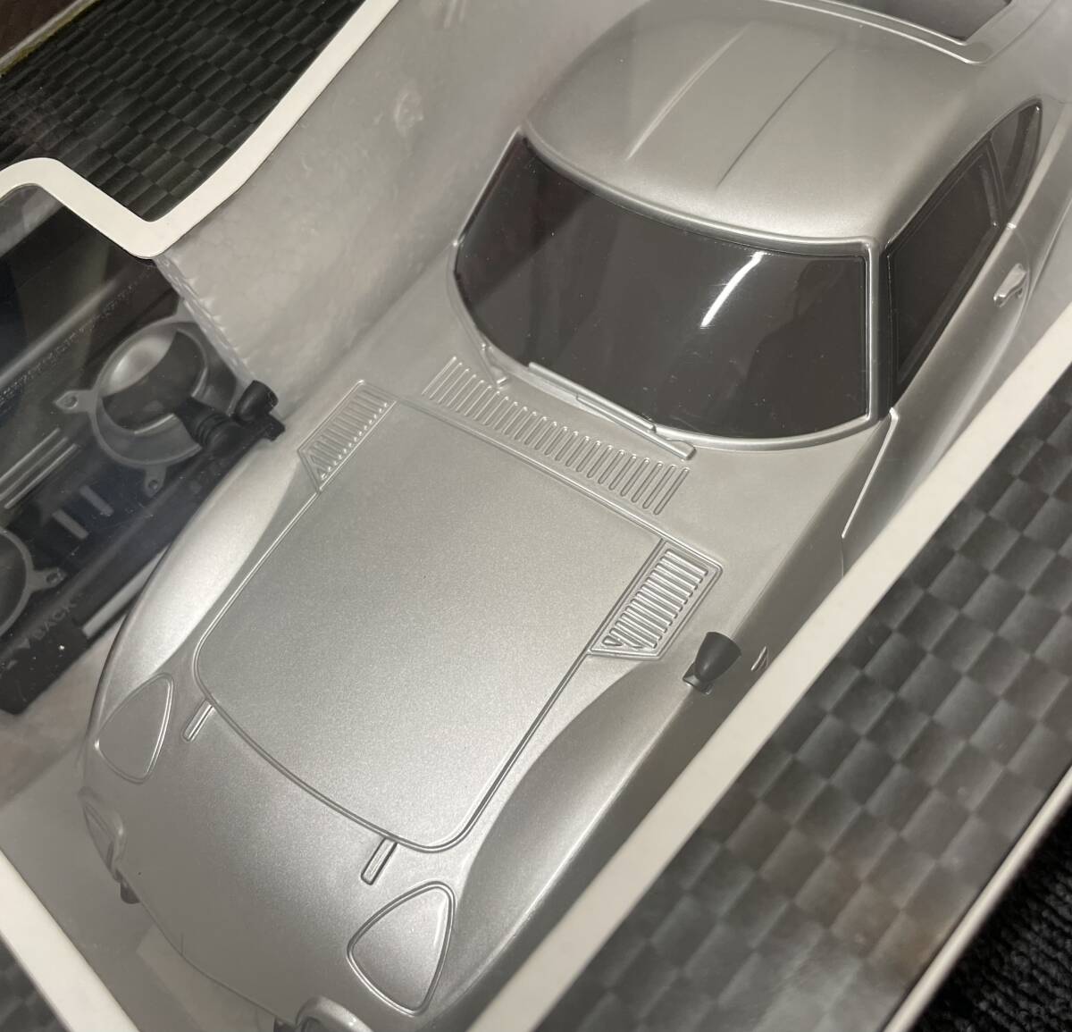 未使用 R/C TOYOTA 2000GT トヨタ MF 10型 ラジコン シルバー 保管品 注目 ９９円スタート