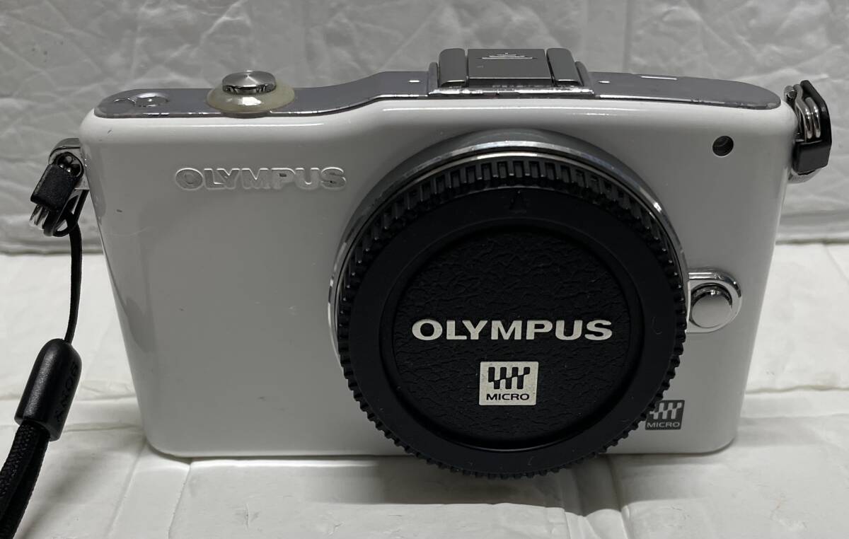 OLYMPUS PEN Mini E-PM1 オリンパス デジカメ 25ｍｍ 1：1.8 レンズ ホワイト 注目 ９９円スタートの画像2