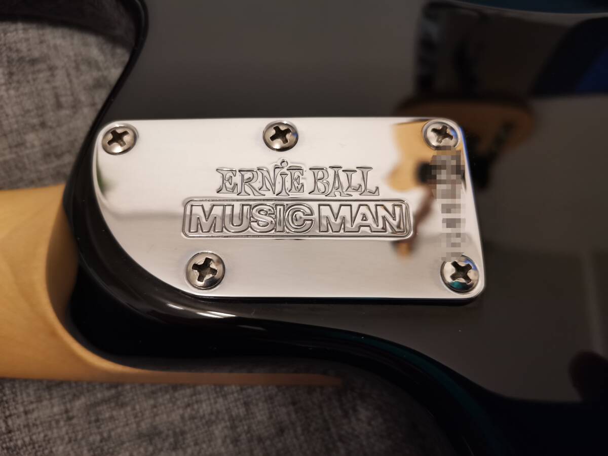 Music Man Silhouette HSH Tremolo /2010年製 musicman 中古 美品 シルエット 純正ハードケース付属 24フレット の画像7