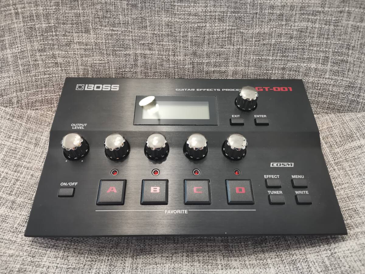 BOSS GT-001 中古 マルチエフェクター オーディオインターフェイス_画像1