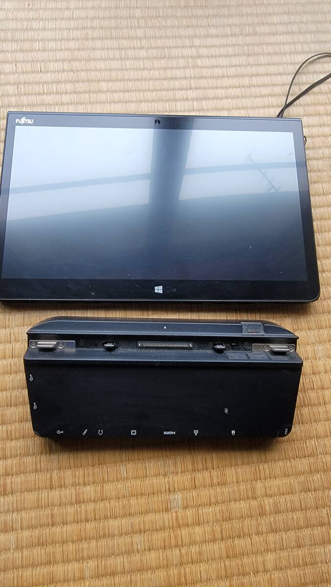 ジャンク Windows10 タブレットPC ARROWS Tab Q736/M Core i5-6300U ジャンク Windows10 タブレットPC ARROWS Tab Q736/M Core i5-6300U
