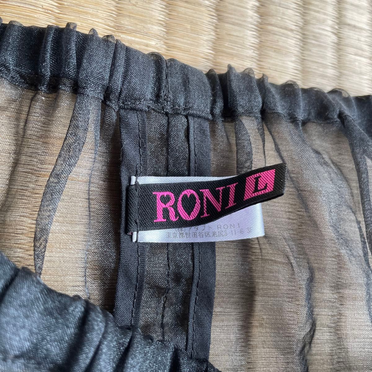 RONI ロニー　チュールスカート白、黒2枚セット　Lサイズ