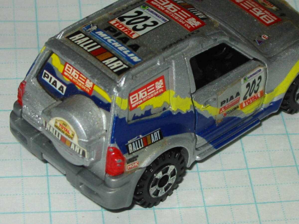 絶版品 トミカ 72 ★ミツビシ 三菱 パジェロ ラリータイプ MITSUBISHI PAJERO RALLY TYPE 中国製 ジャンク品_画像10