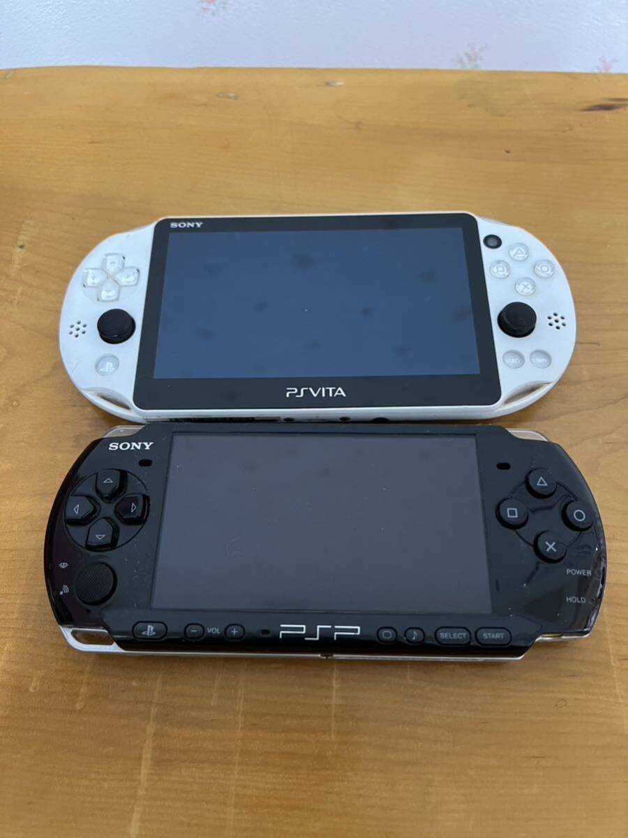 2点セット　ジャンク☆SONY/ソニー　PS Vita PCH-2000 PSP-3001_画像1