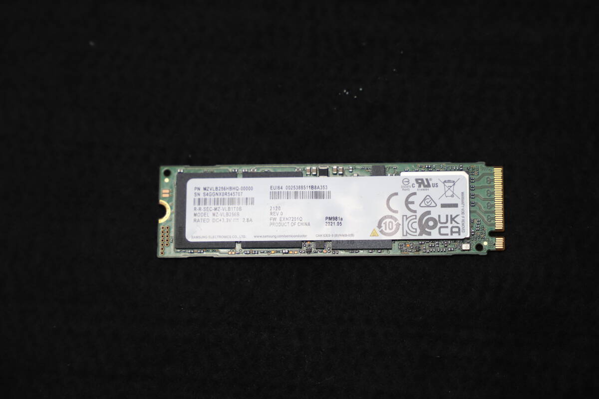 SSD m.2 SAMSUNG MZVLB256HBHQ-00000 256.0 GB 1722Hr 中古動作品の画像1