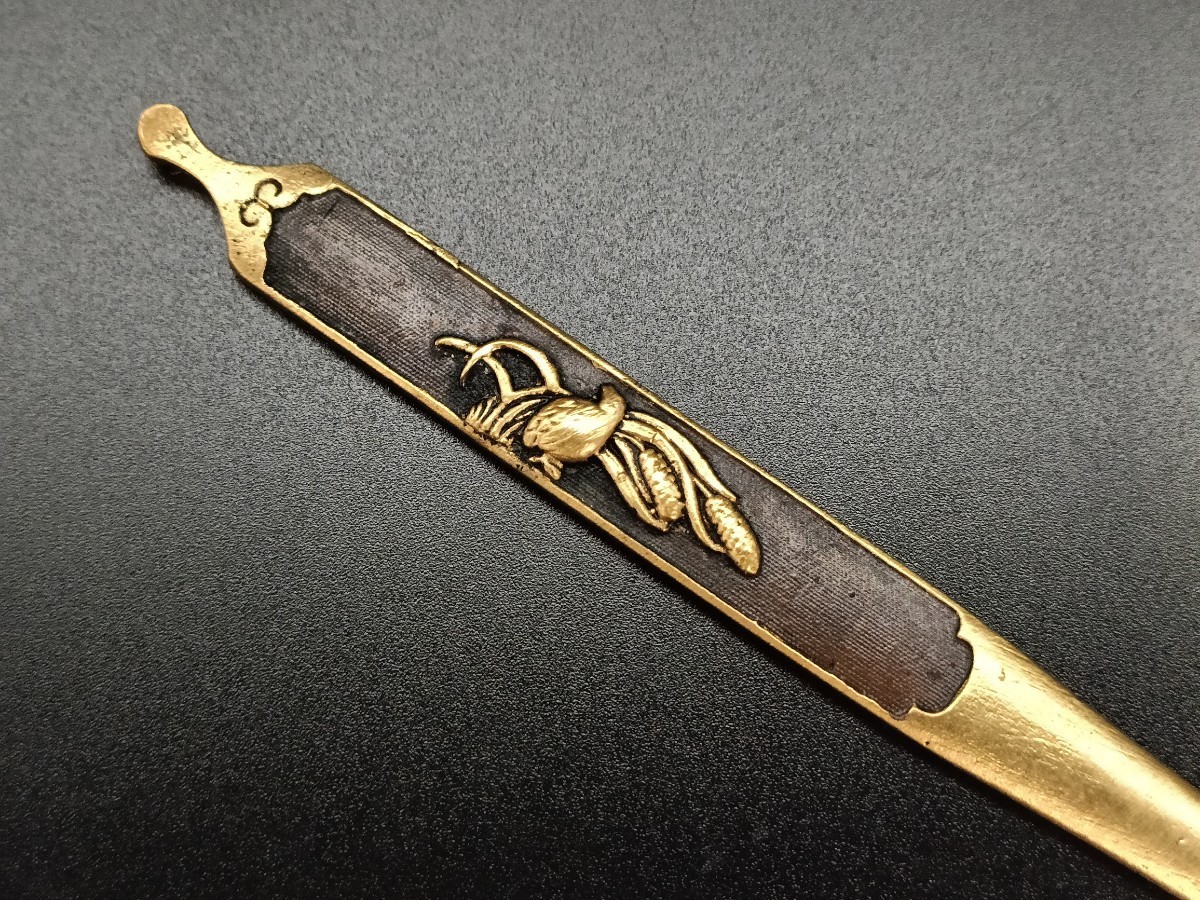 日本刀装具 笄 鶉の図 絵金 細工 金工品 銅製 刀剣美術 の画像2