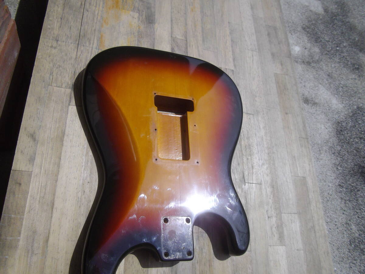 　Fender JAPAN ST62　　BODY　_画像10