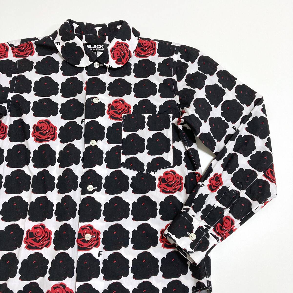 BLACK COMME des GARCONS 薔薇 総柄 丸襟 シャツ ブラウス 黒 XSサイズ ブラック コムデギャルソン ローズ archive 4040033_画像3