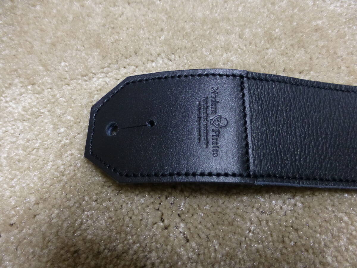 Modern Pirates ギターストラップ 50mm Leather strap STD BLACK 未使用の画像5