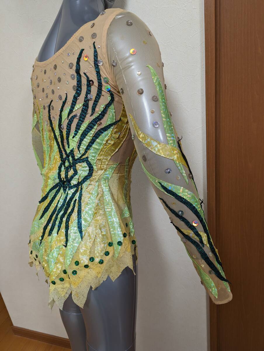  Manufacturers unknown woman rhythmic sports gymnastics Leotard lame cloth yellow color / yellow green * green lame / beige see-through equipment ornament size M degree 