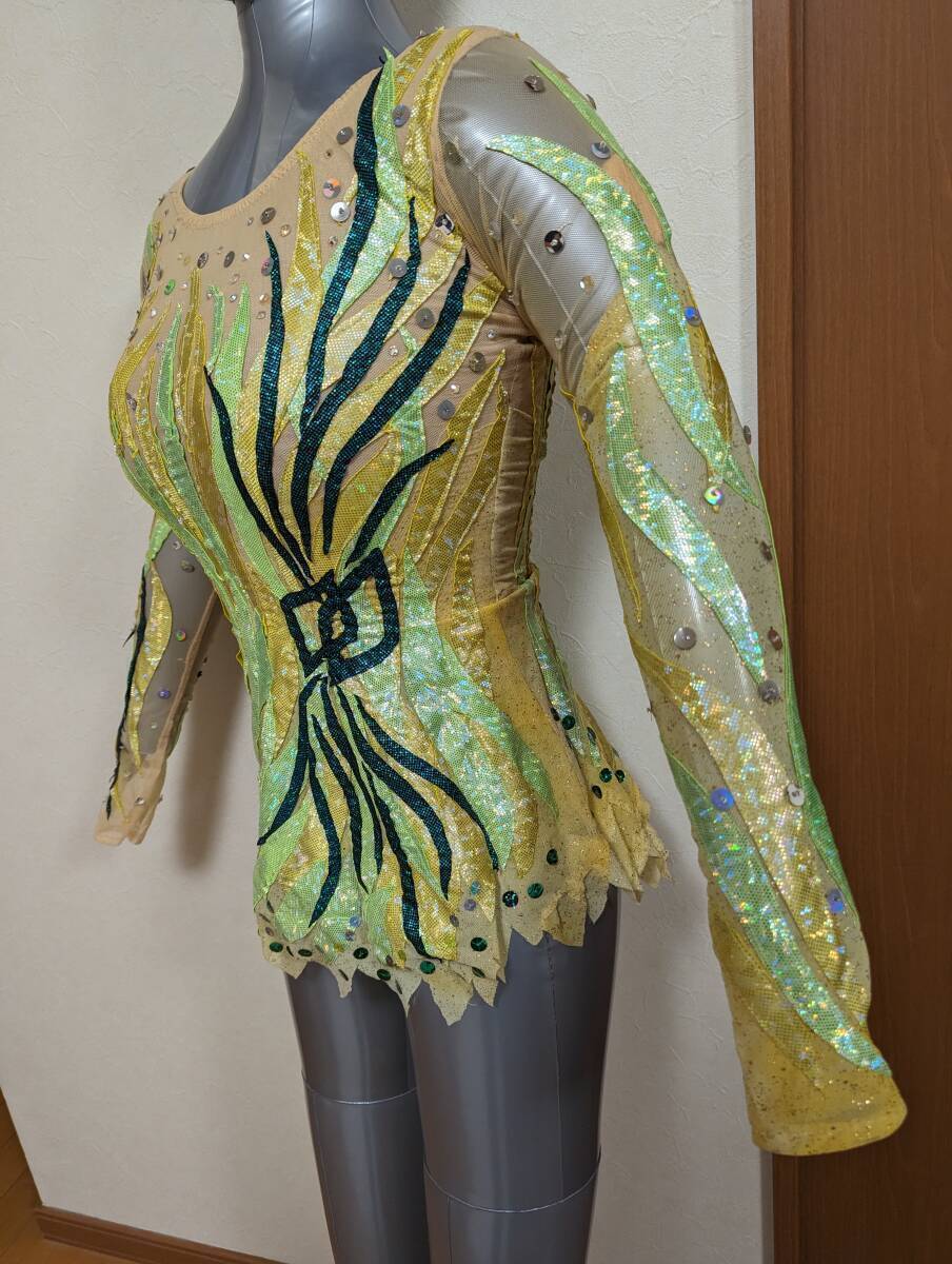  Manufacturers unknown woman rhythmic sports gymnastics Leotard lame cloth yellow color / yellow green * green lame / beige see-through equipment ornament size M degree 