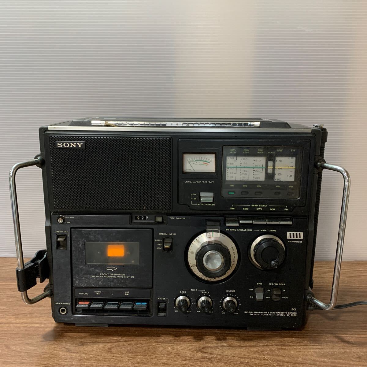 1円スタート SONY/ソニー CASSETTE-CORDER CF-5950 1980年製 通電確認済 5バンド ラジカセ オーディオ機器 ラジオ カセット レトロ (石912の画像1
