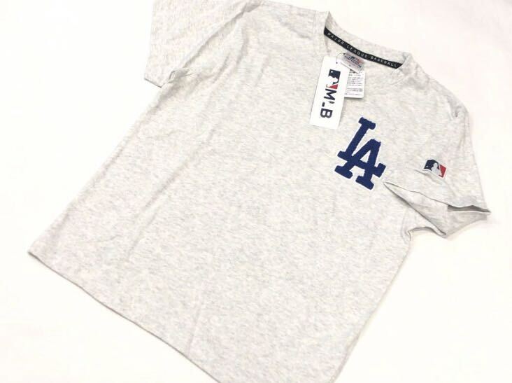 新品　ドジャース　150 半袖　Tシャツ LAと背中にロゴ_画像2