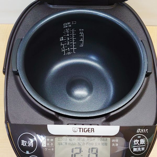 タイガー IHジャー炊飯器 JPW-D100 2023年製 1.0L 未使用品の画像6