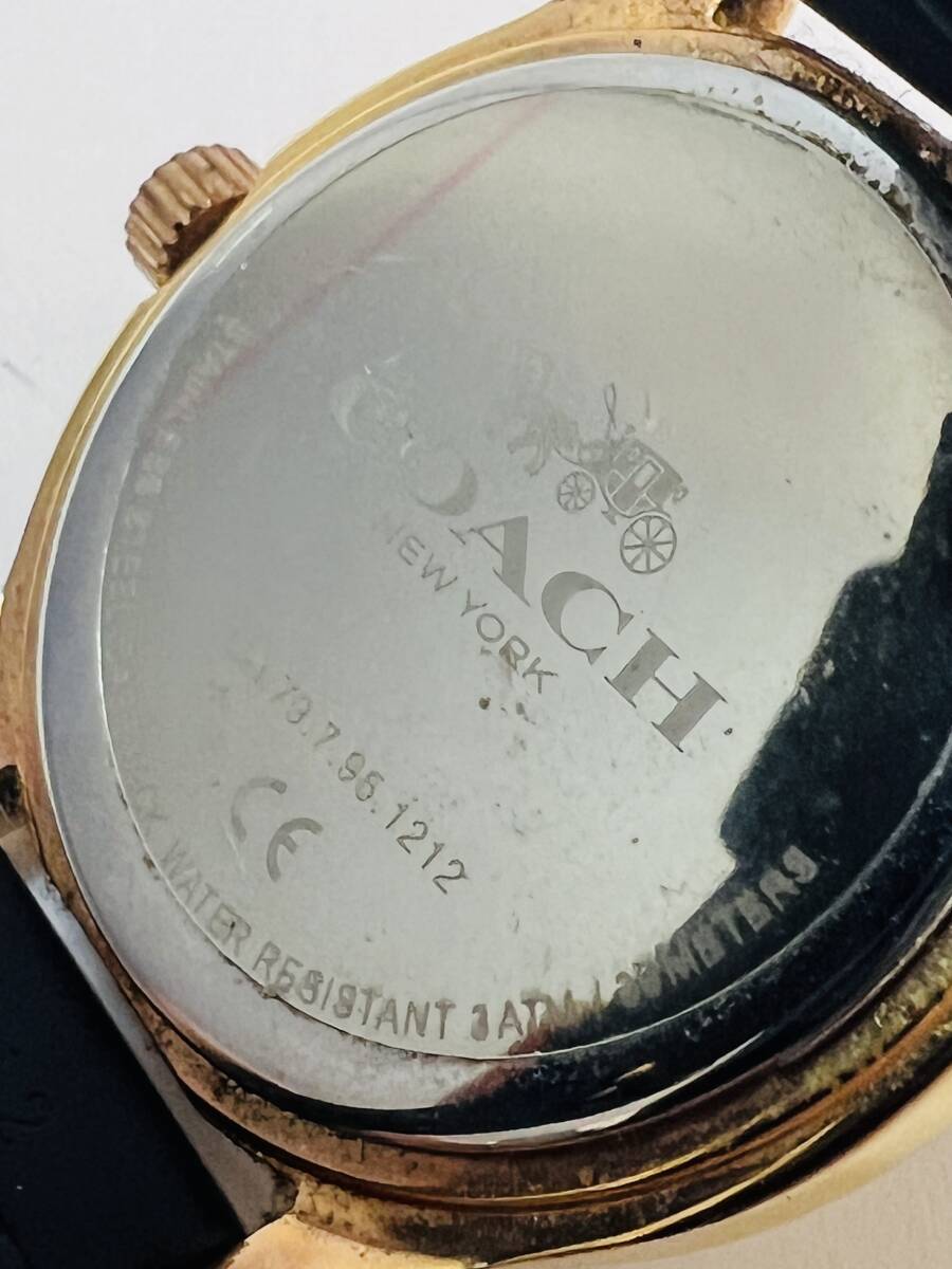 動作未確認 COACH コーチ クォーツ 腕時計 CA.79.7.95.1212 ブラック 箱の画像5