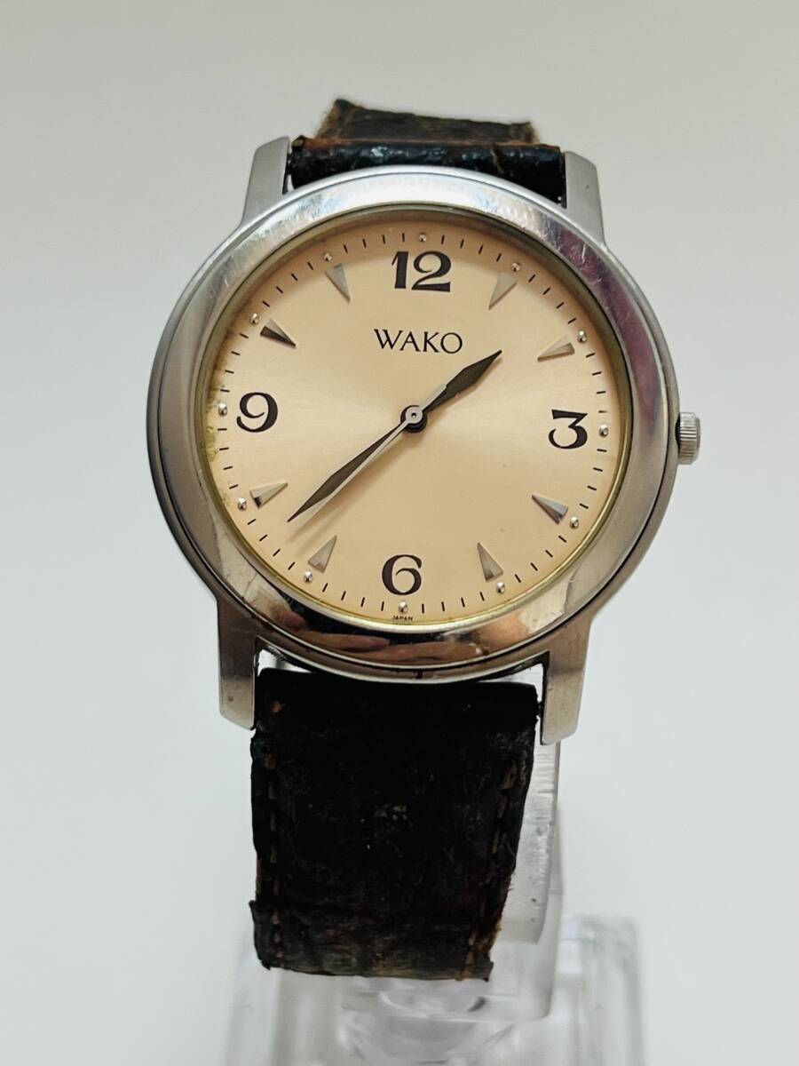 動作未確認 WAKO 7N01-0AR0 クォーツ ワコー  腕時計の画像1