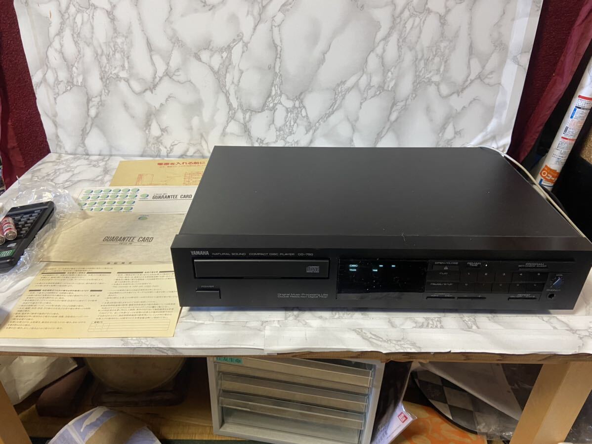 425. rare! Junk YAMAHA Yamaha CD-750 CD player 