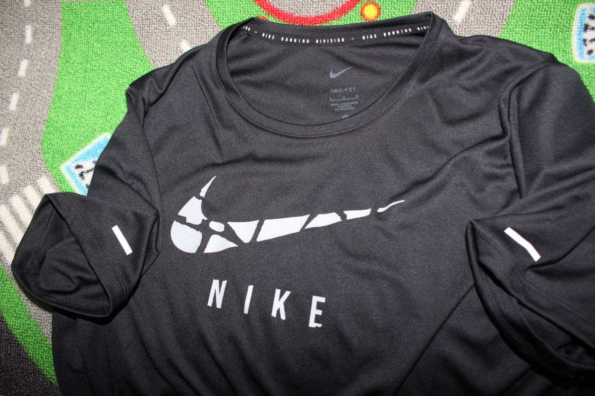 未使用　L　黒　ナイキNIKE　リフレクター　ランディビジョン　半袖Tシャツ　ランニング　DQ4754　送料無料即決