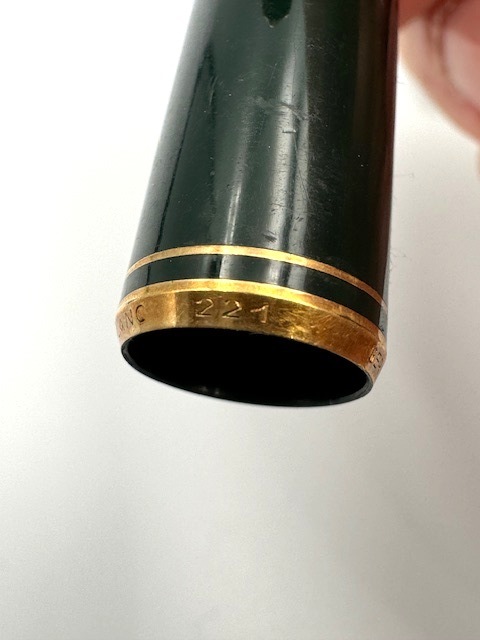 ●H78530:MONTBLANC モンブラン 221 GERMANY ペン先 585 刻印有 万年筆 中古　ジャンク扱_画像4