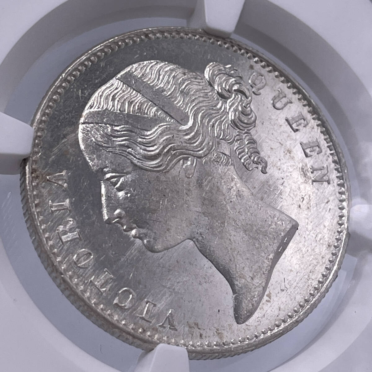 ★人気★ MS63 ヤングヘッド 1840B＆C ワイオン 英領インド ヴィクトリア女王 1ルピー NGC 英国 銀貨 アンティーク 世界コイン 005