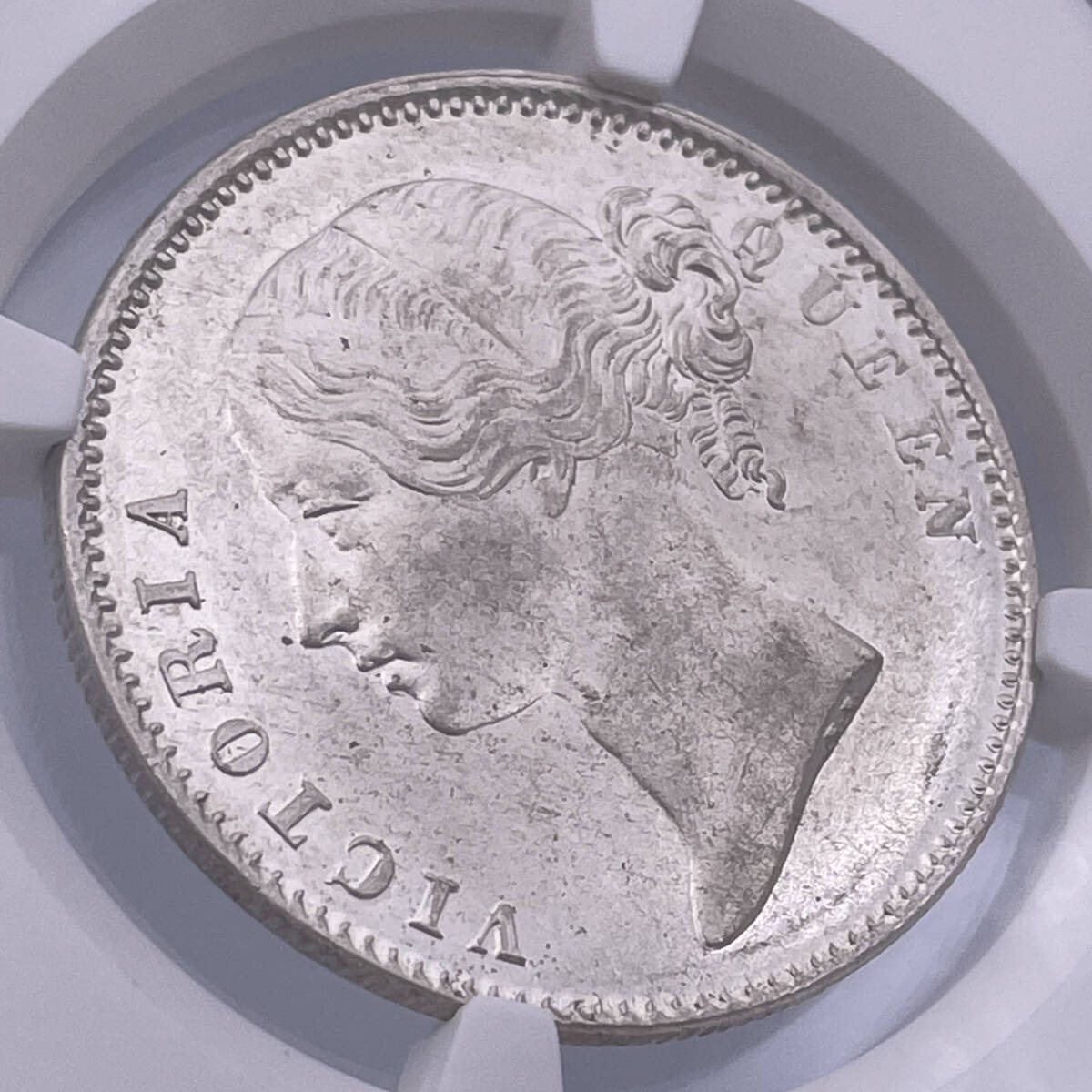 ★日終 1円～★ MS62 ヤングヘッド 1840B＆C 英領インド ヴィクトリア女王 1ルピー NGC イギリス 英国 銀貨 アンティーク 世界コイン 047の画像7