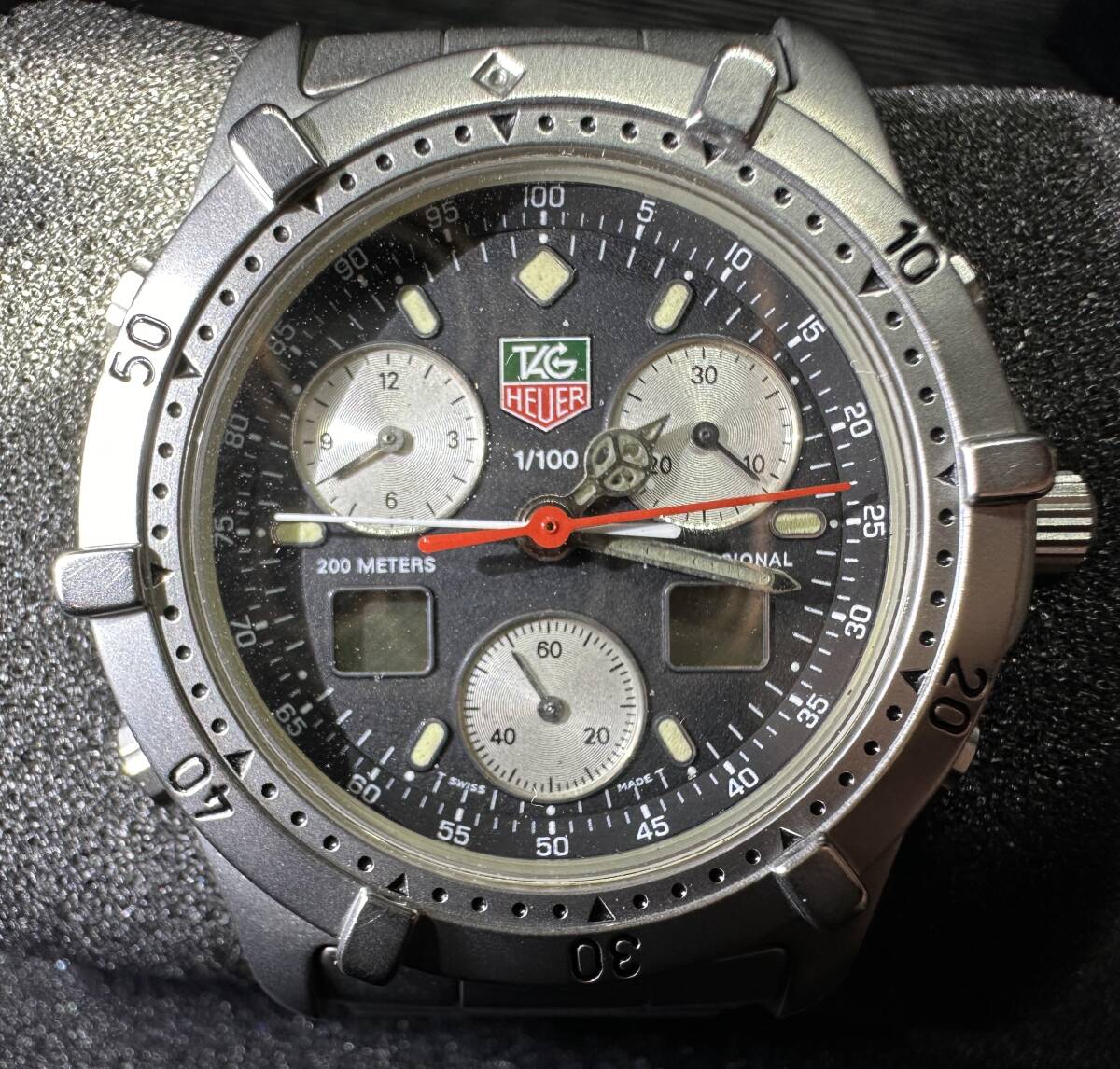 腕時計 TAG HEUER 1/100 200m PROFESSIONAL TESTED CE 1114 SINCE 1860 SS WATER RESISTANT S51181 タグホイヤー 112.05g メンズ 10D198WAの画像2