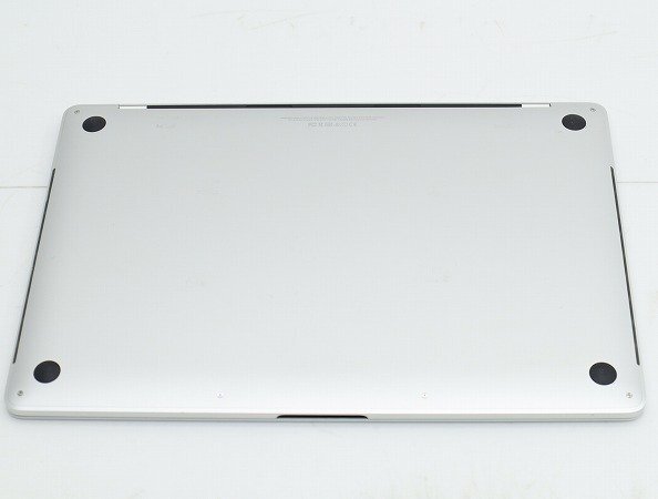 【1円スタート】Apple MacBook Pro 15インチ 2016 シルバー 2880x1800 A1707 EMC3072 ロジックボード欠品の画像6