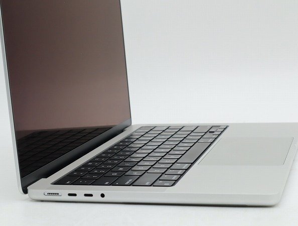 【1円スタート】Apple MacBook Pro 14インチ 2021 シルバー 3024x1964 A2442 EMC3650 ロジックボード欠品_画像5