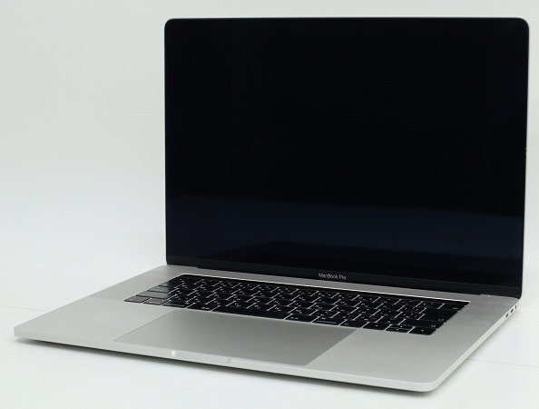 【1円スタート】Apple MacBook Pro 15インチ 2018 シルバー 2880x1800 A1990 EMC3215 ロジックボード欠品_画像1