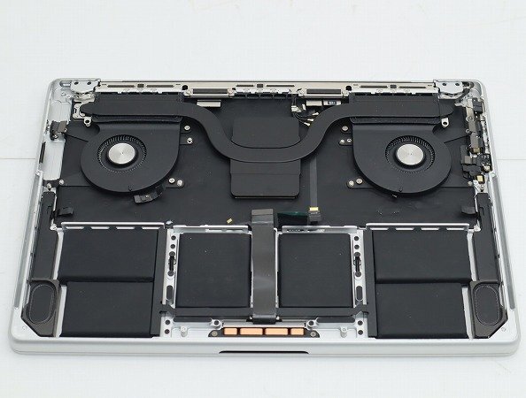 【1円スタート】Apple MacBook Pro 14インチ 2021 シルバー 3024x1964 A2442 EMC3650 ロジックボード欠品の画像7