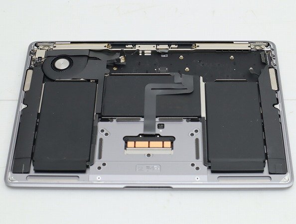 【1円スタート】Apple MacBook Air Retina 13インチ 2019 スペースグレイ 2560x1600 A1932 EMC3184 ロジックボード欠品の画像7