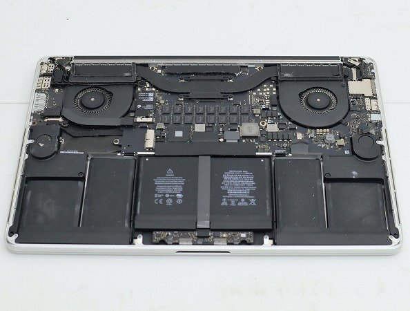 【1円スタート】Apple MacBook Pro Retina Mid 2015 15インチ 2880x1800 A1398 EMC2909 ストレージ欠品 EFIロックの画像7