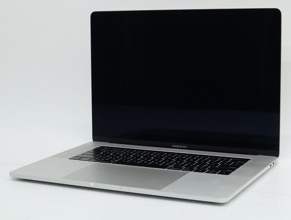 【1円スタート】Apple MacBook Pro 15インチ 2018 シルバー 2880x1800 A1990 EMC3215 ロジックボード欠品の画像1