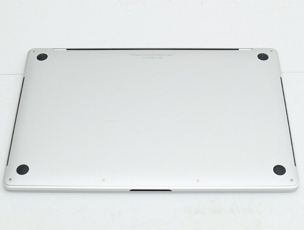 【1円スタート】Apple MacBook Pro 15インチ 2018 シルバー 2880x1800 A1990 EMC3215 ロジックボード欠品_画像6