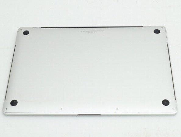 【1円スタート】Apple MacBook Pro 15インチ 2019 シルバー 2880x1800 A1990 EMC3359 ロジックボード欠品_画像6