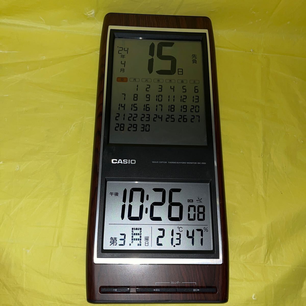 CASIO カシオ 電波時計 掛け時計 温湿度計 アンティーク レトロ風 カレンダー IDC-350J 動作OK 電池ボックス汚れサビ有り ジャンク扱いの画像1