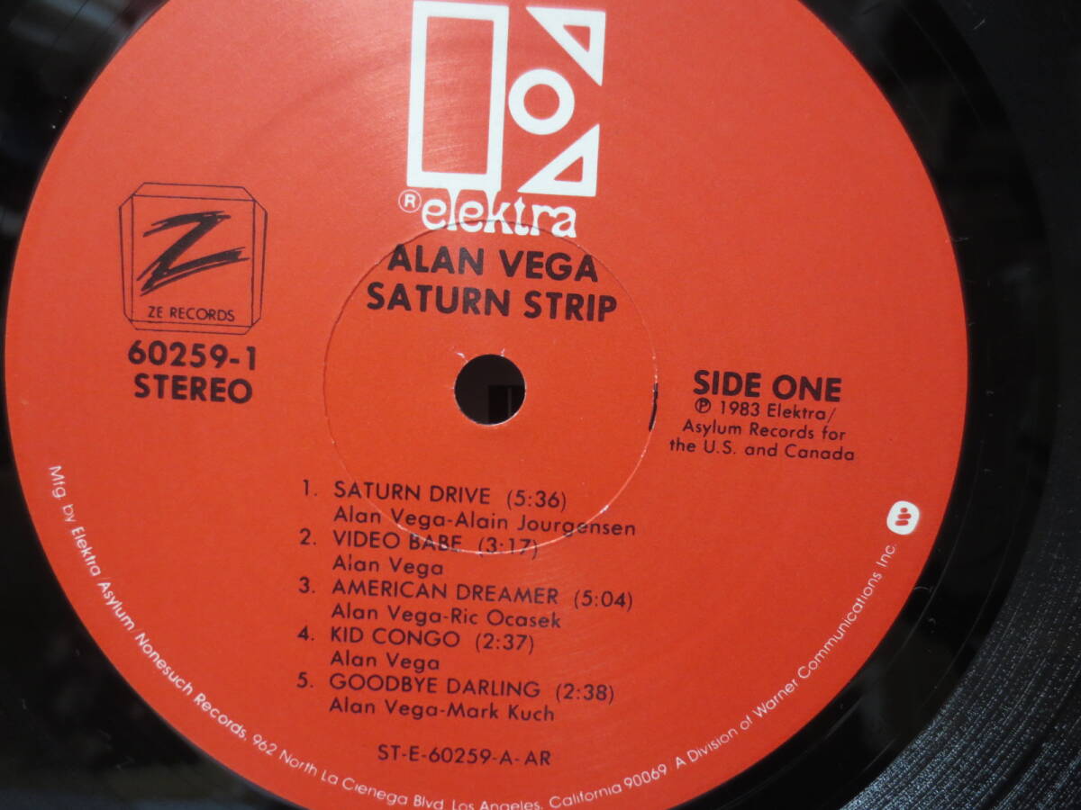 LP盤 ALAN VEGA SUICIDE  SATURN STRIP １９８３年 米国盤 Producer RIC OCASEK アラン・ヴェガ スーサイドの画像4