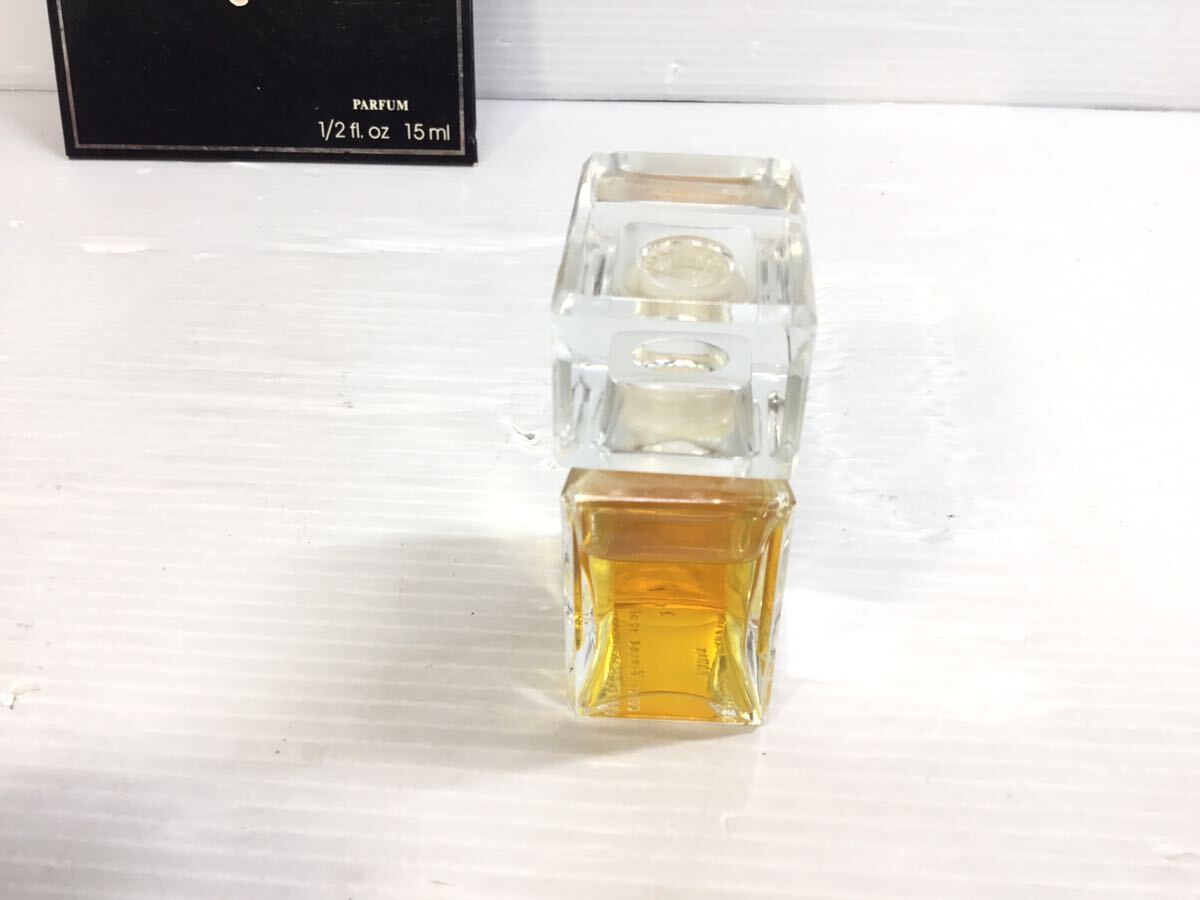 [K-2024]レオナール 香水 タマンゴ 15ml★ミニボトル パルファム 箱付き☆売り切り 1円スタート♪の画像5