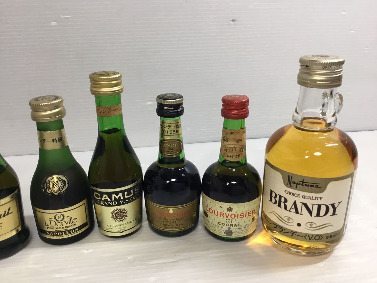 [K-2024]古酒 ミニボトル ブランデー☆洋酒 未開栓 まとめ売り★SUNTORY マーテル ナポレオン CAMUS COGNAC ♪特級 アルコール 売り切り!!_画像4