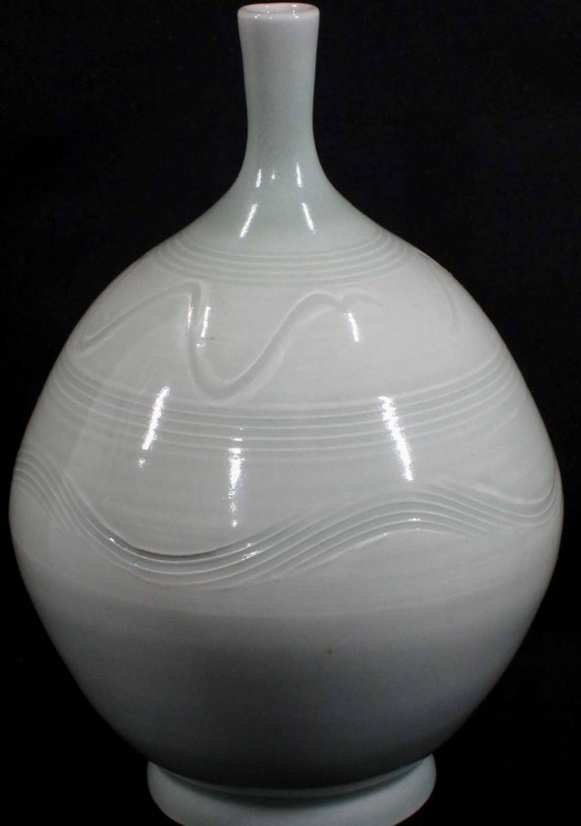 砥部焼 龍泉窯 花瓶 口径２.３×径１５×高２３.６cm_画像2