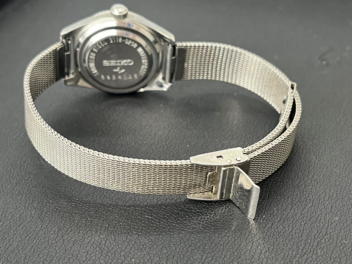 SEIKO セイコー 2118-0250アナログ 手巻き 腕時計 シルバー デイトカレンダー メタルベルト ステンレススチール 動作確認済・稼働品の画像6